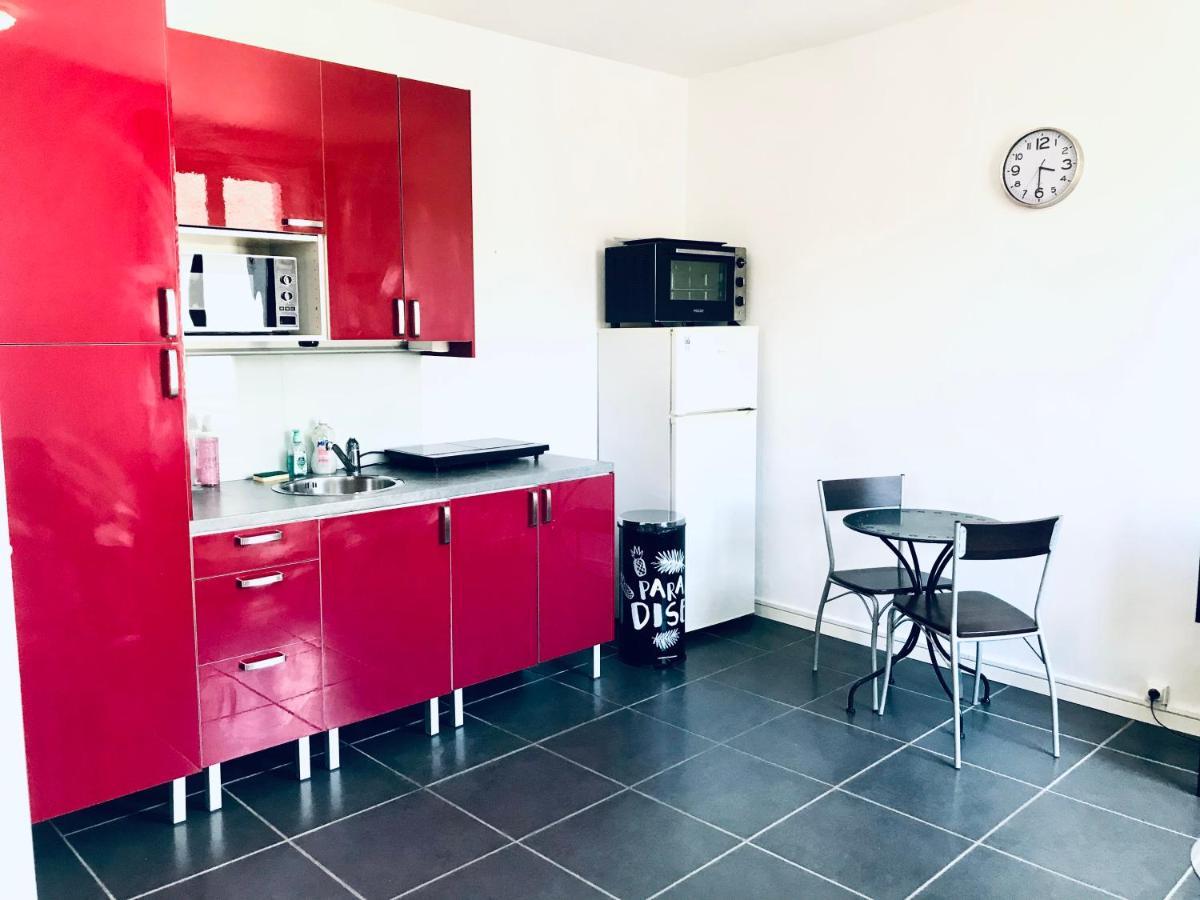 Comfy Duplex In The Middle Of Fontainebleau Exterior foto